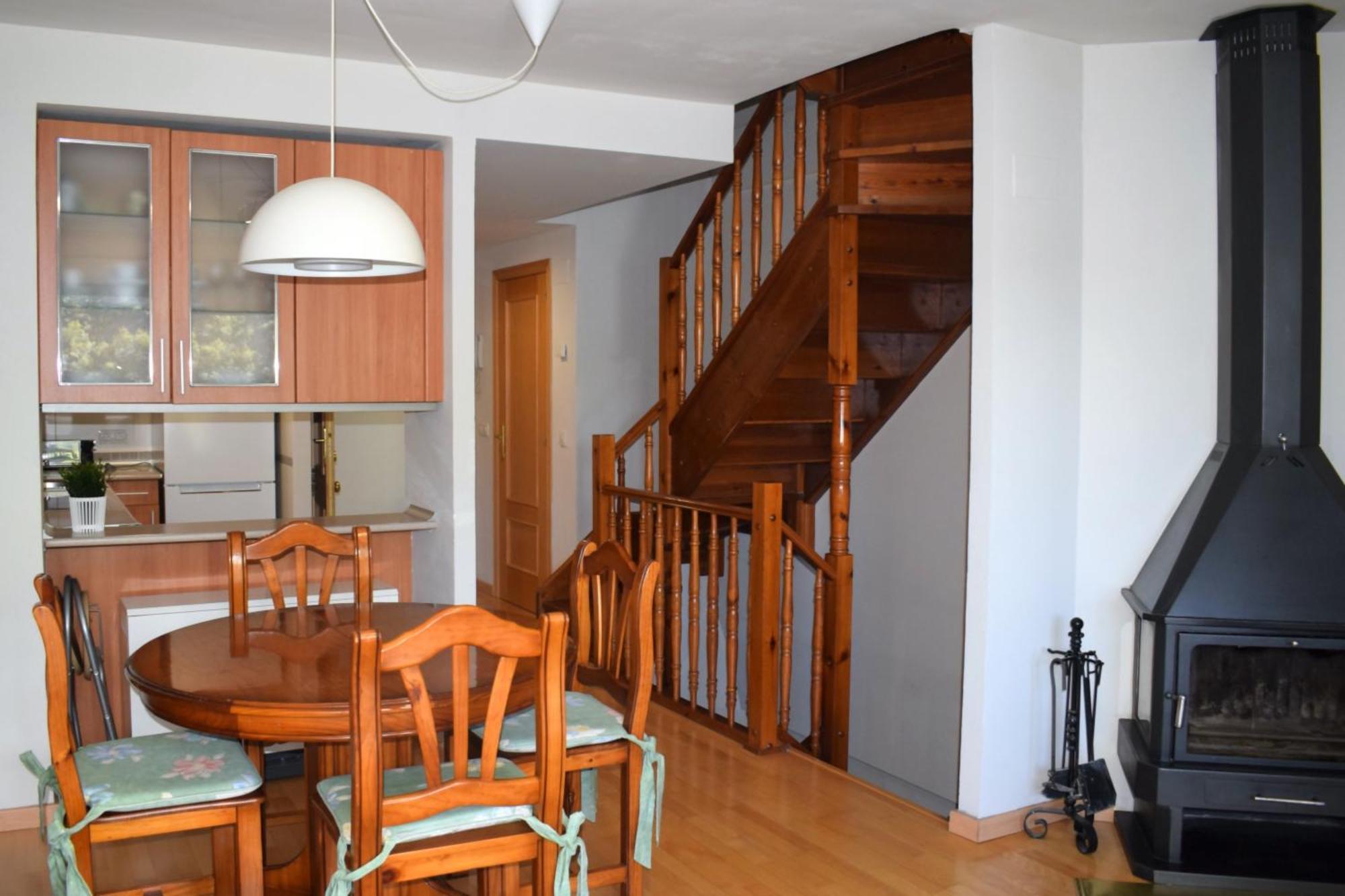 Argualas Triplex Con Piscina Panticosa Luaran gambar