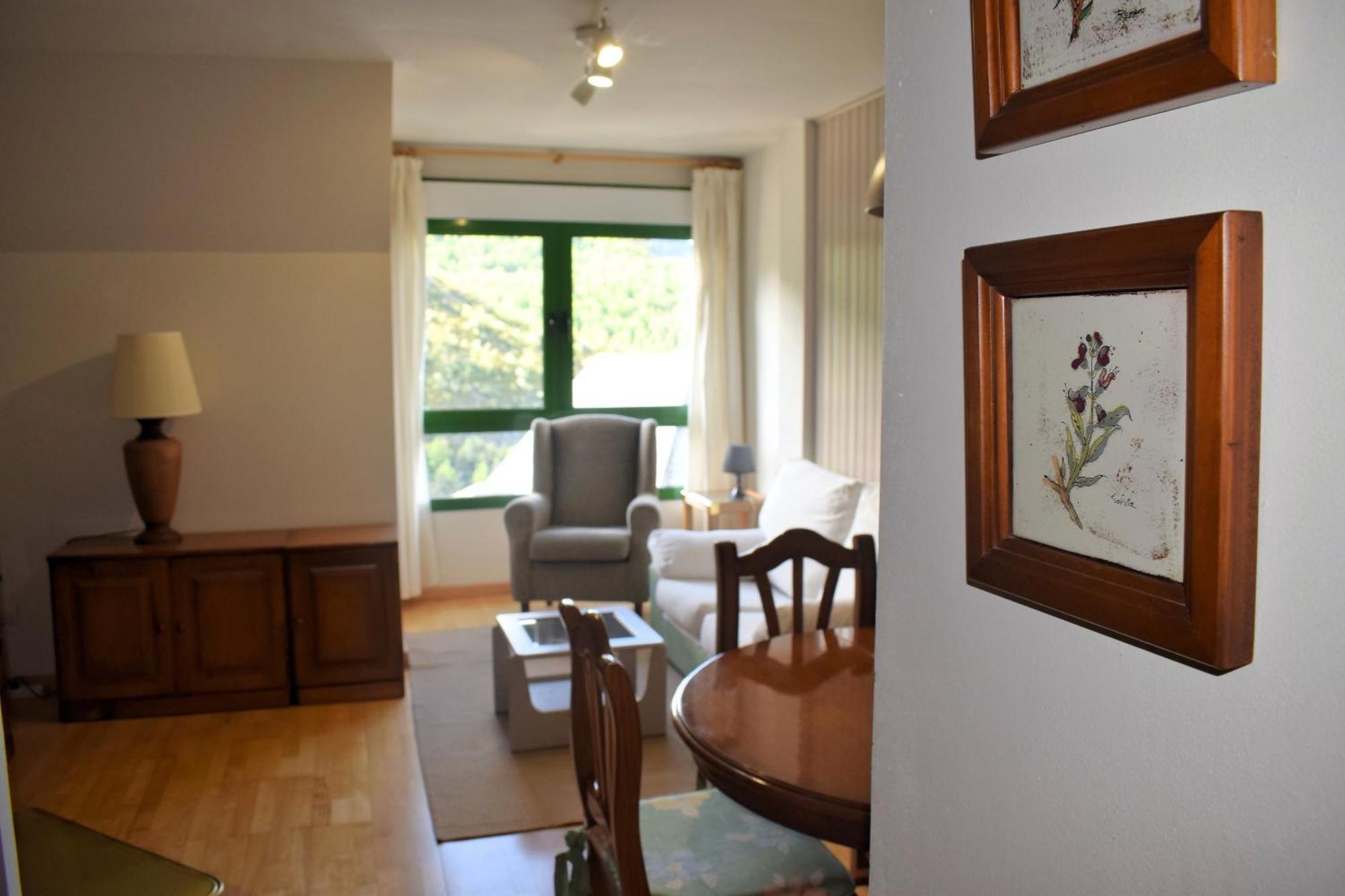 Argualas Triplex Con Piscina Panticosa Luaran gambar