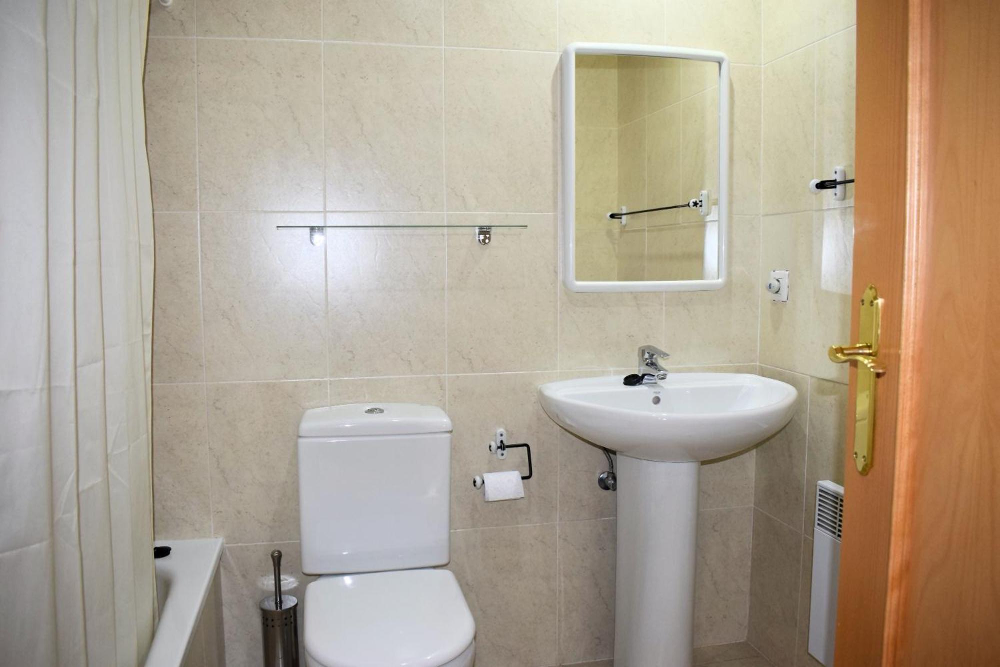 Argualas Triplex Con Piscina Panticosa Luaran gambar